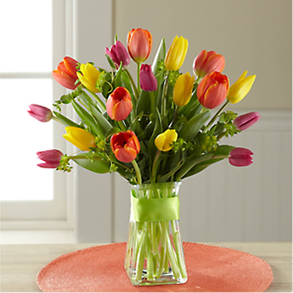 Sunlit Treasures Bouquet – Rainbow Flower Shop, Huron SD