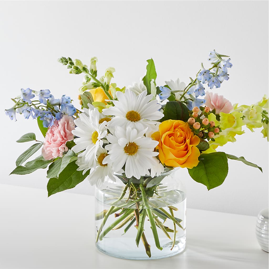 Sun Salutation Bouquet – Rainbow Flower Shop, Huron SD