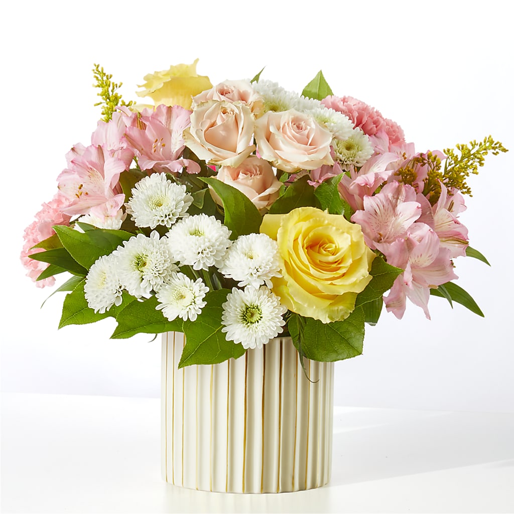Watercolors Bouquet – Rainbow Flower Shop, Huron SD