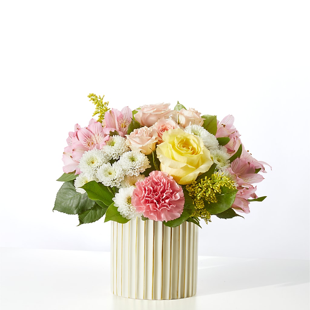 Watercolors Bouquet – Rainbow Flower Shop, Huron SD