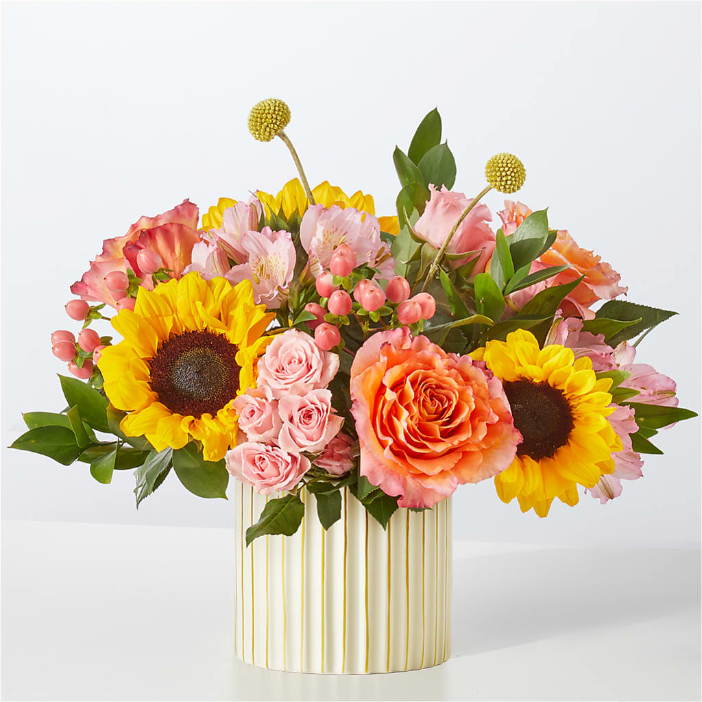 Sun's Out Bouquet – Rainbow Flower Shop, Huron SD