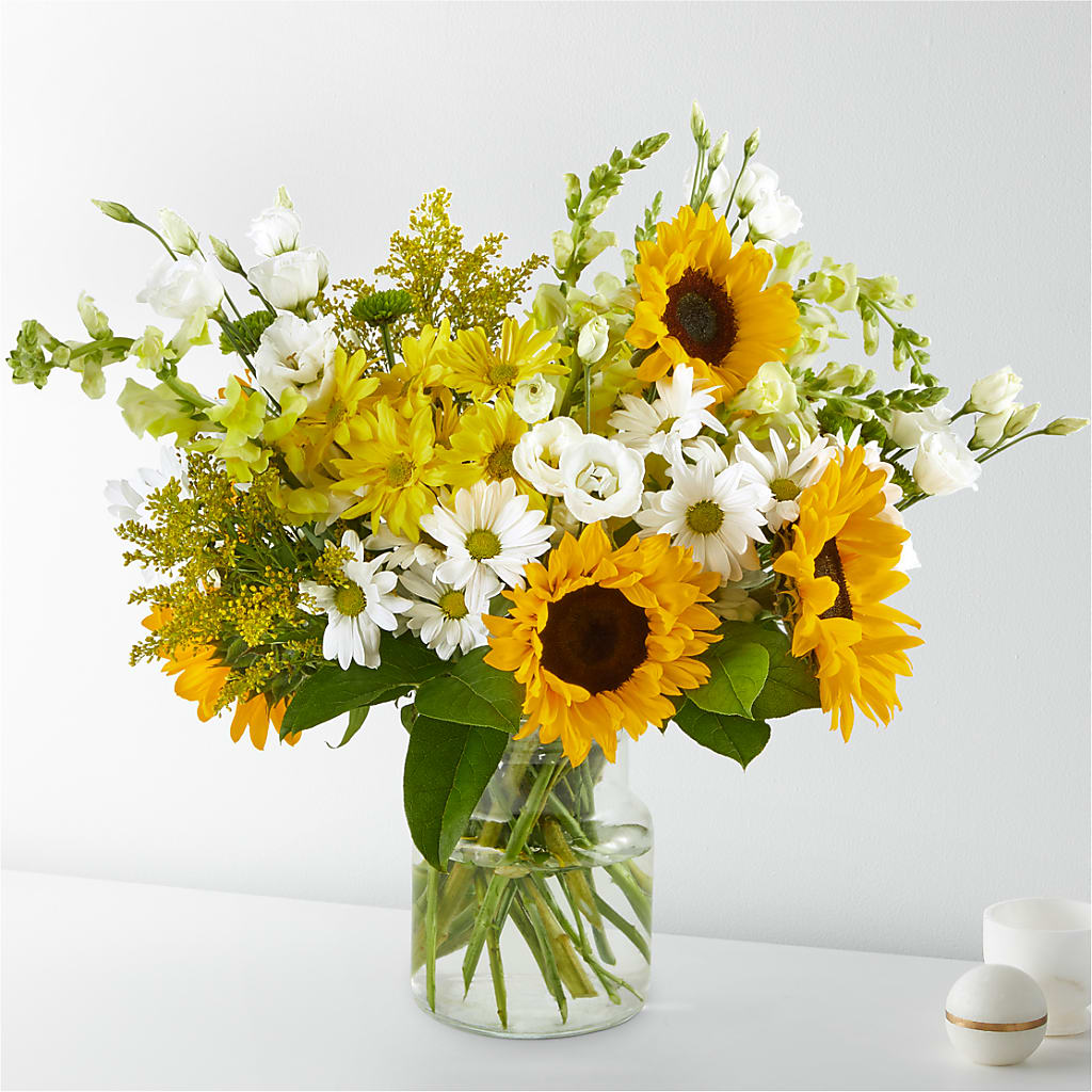 Hello Sunshine Bouquet – Rainbow Flower Shop, Huron SD