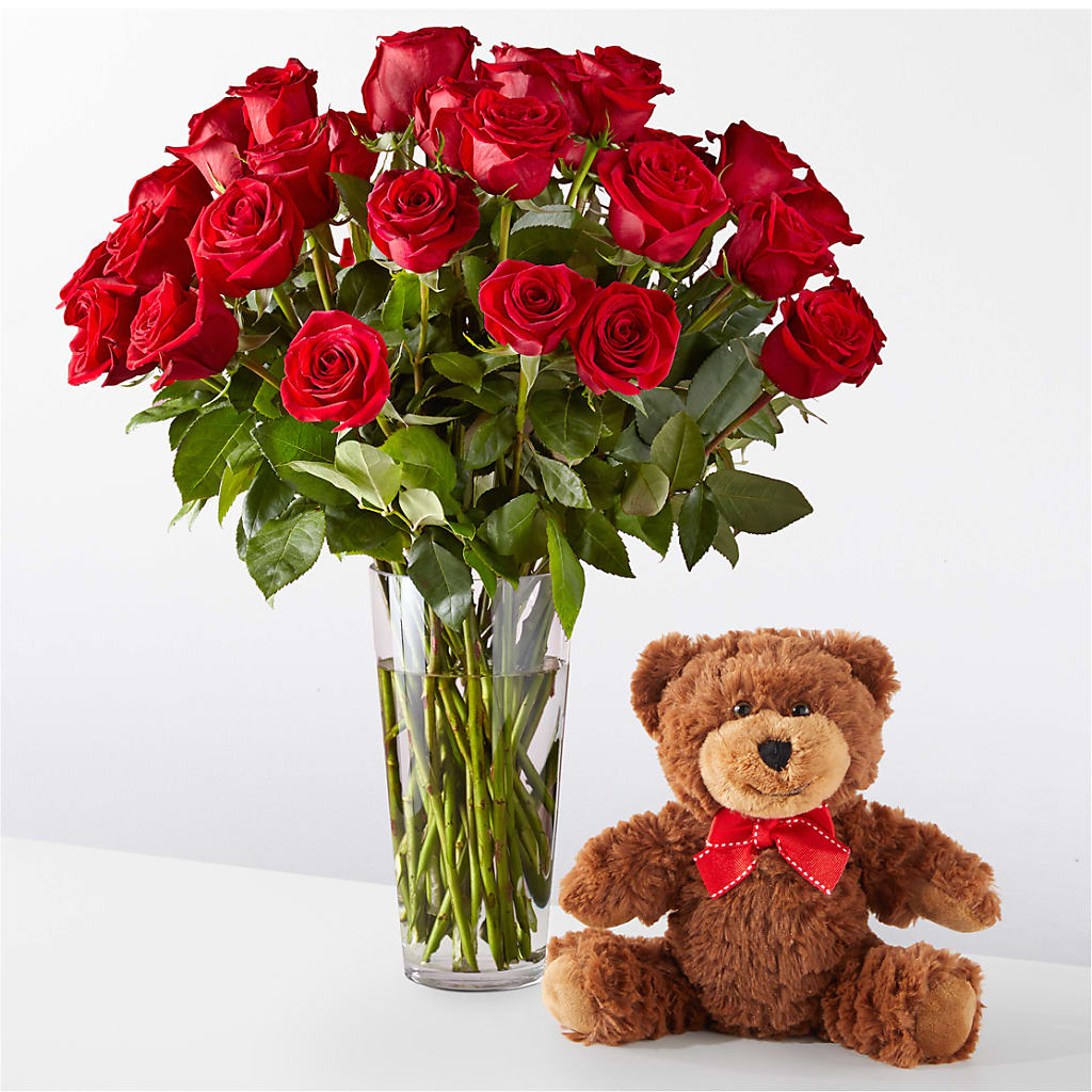 Romantic Long Stem Red Rose Bouquet Bundles – Rainbow Flower Shop, Huron SD