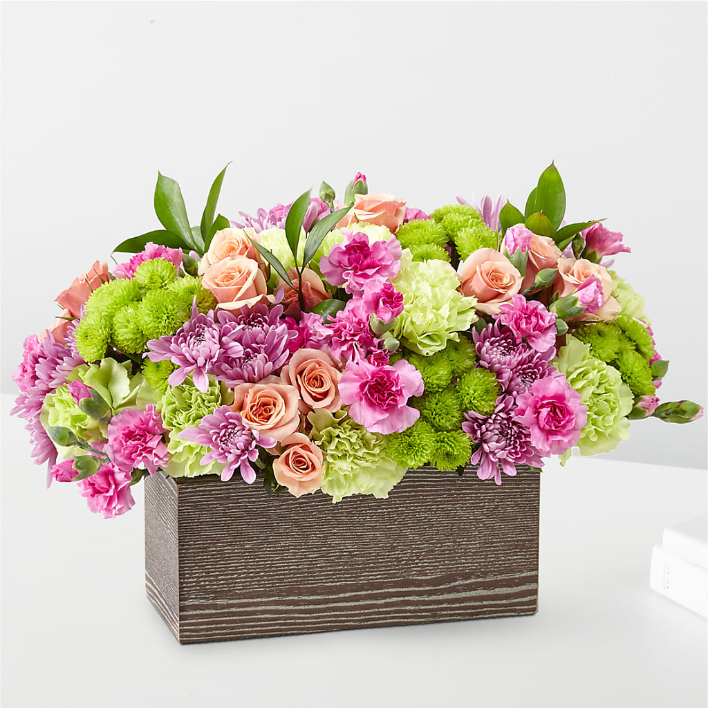 Simple Charm Bouquet – Rainbow Flower Shop, Huron SD