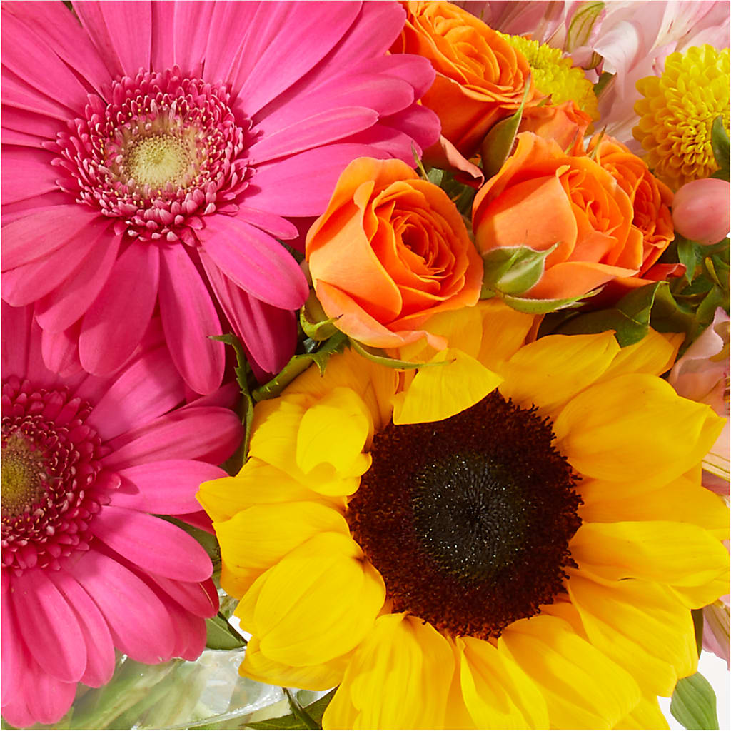 Florist Original Mixed Bouquet – Rainbow Flower Shop, Huron SD