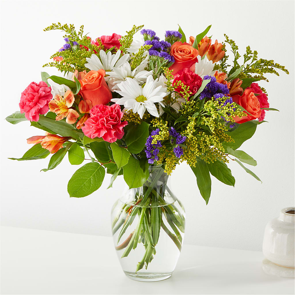 Oopsie Daisy Bouquet – Rainbow Flower Shop, Huron SD