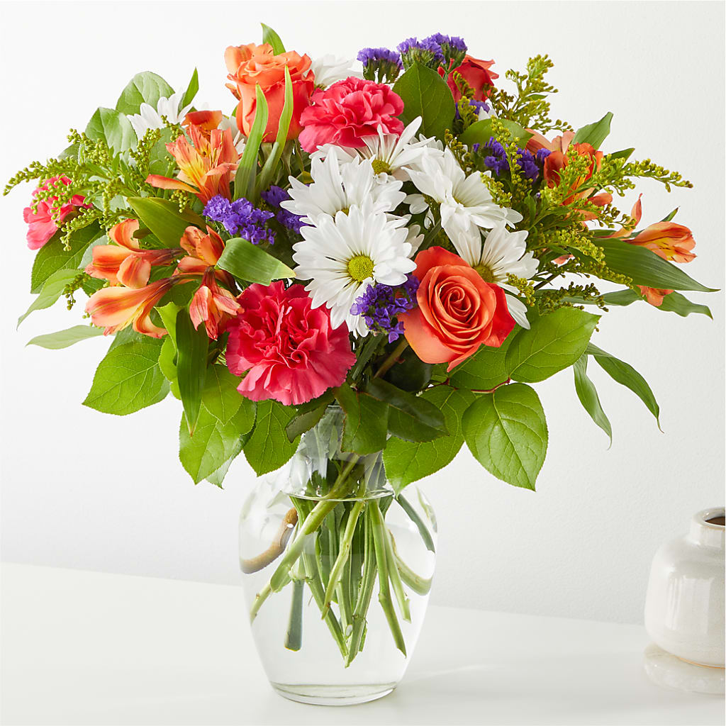 Oopsie Daisy Bouquet – Rainbow Flower Shop, Huron SD