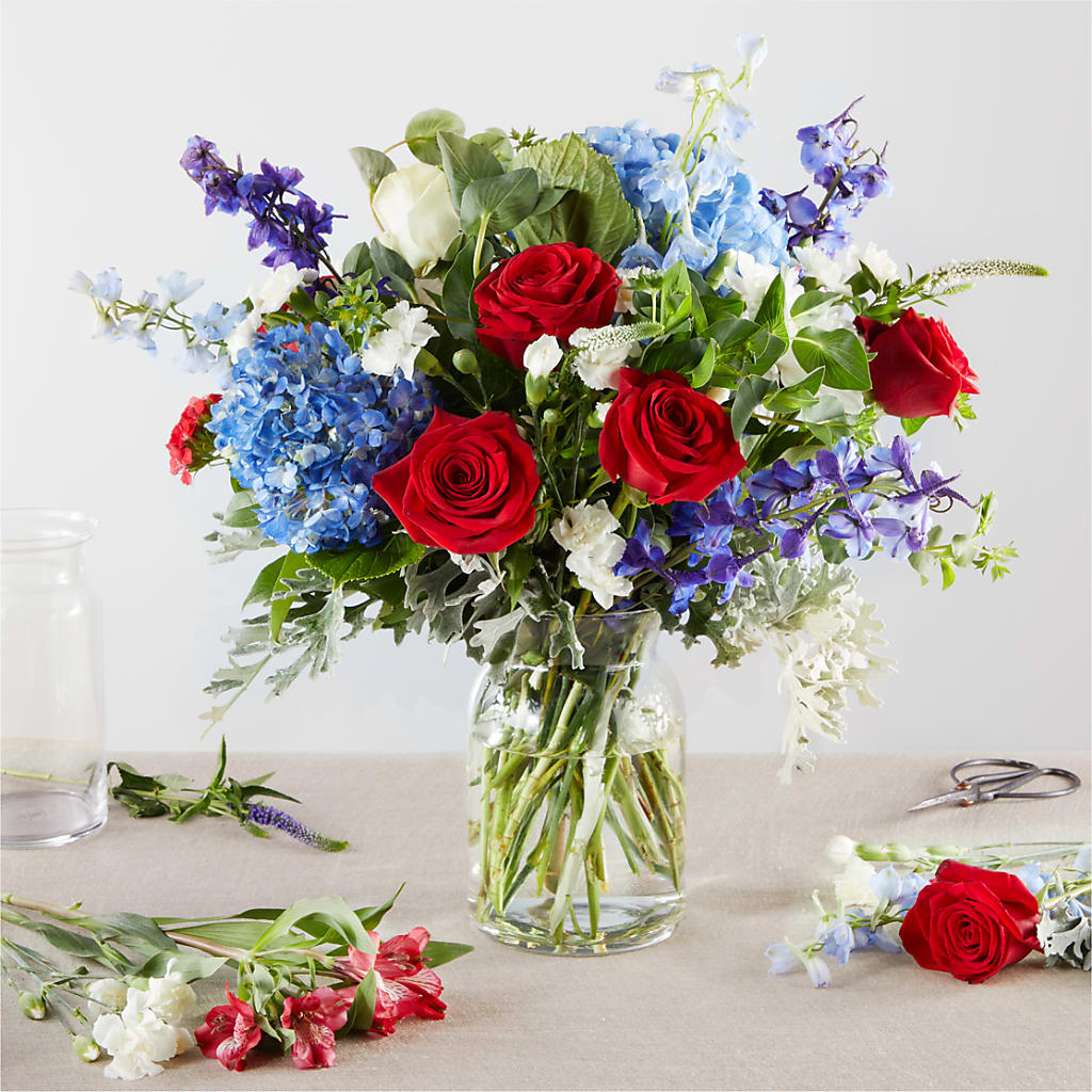 Star Spangled - A Florist Original – Rainbow Flower Shop, Huron SD