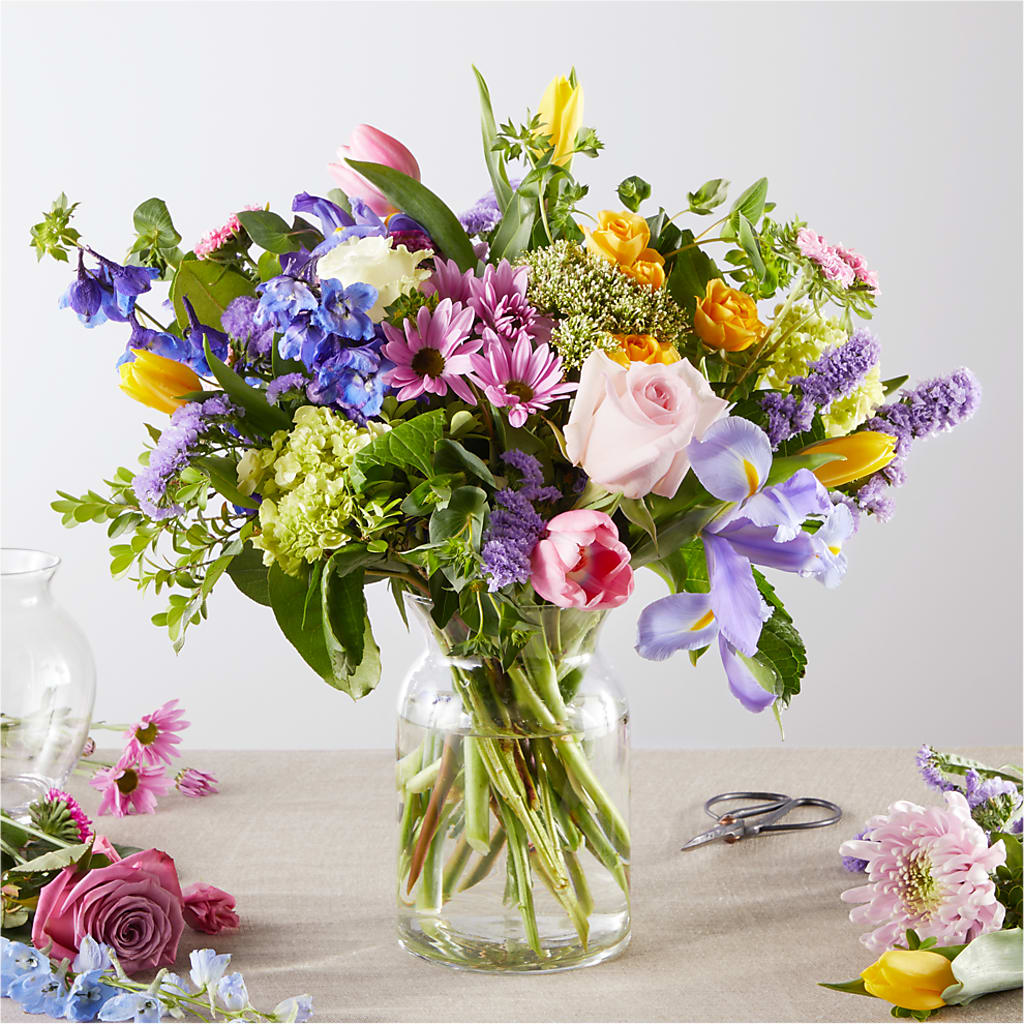 Pastel Tradition - A Florist Original – Rainbow Flower Shop, Huron SD