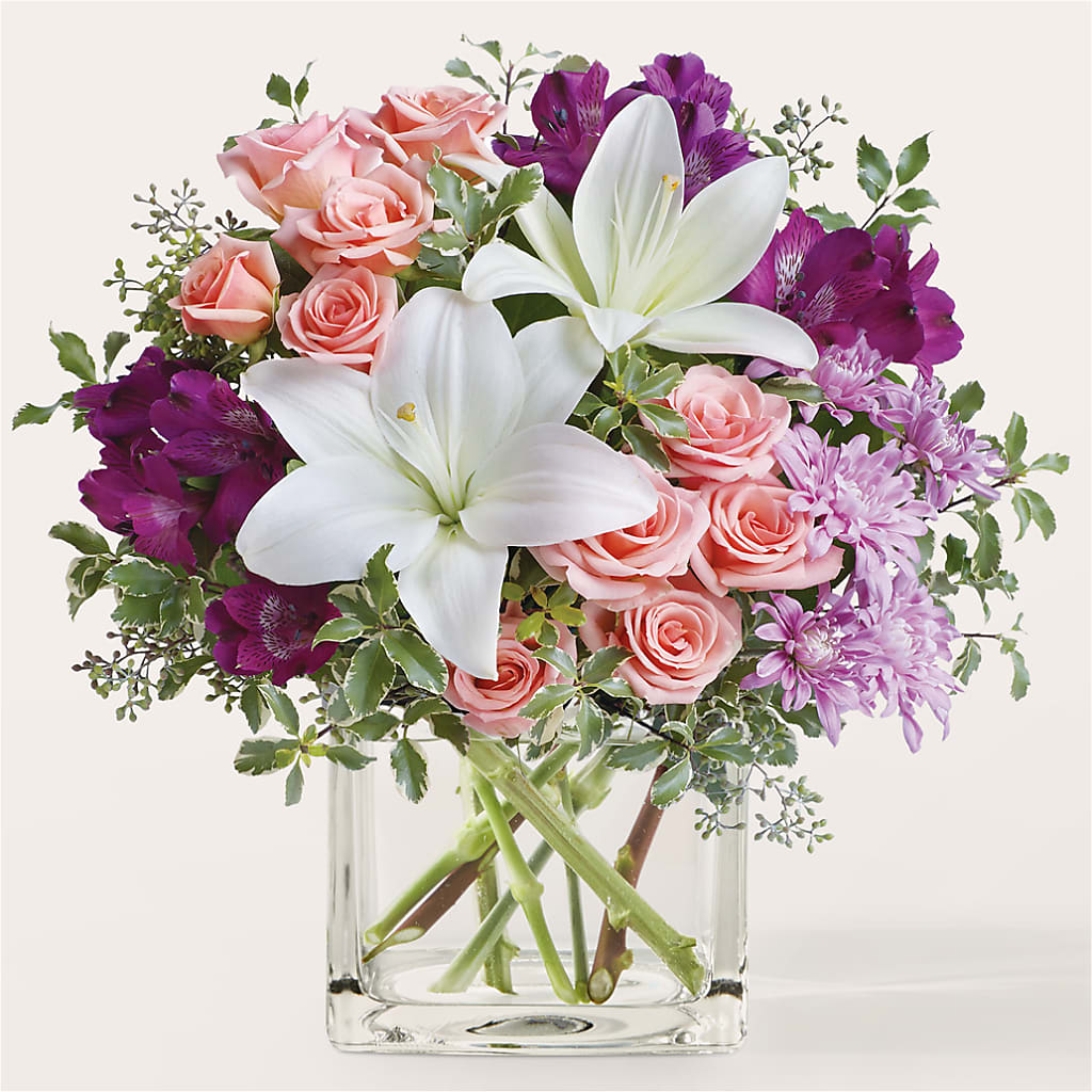 Mani Pedi Bouquet – Rainbow Flower Shop, Huron SD