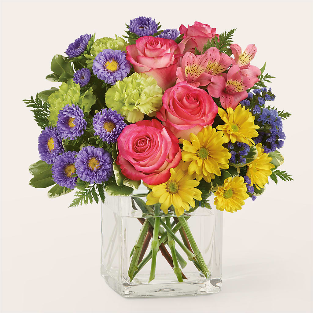 Candy Jar Bouquet – Rainbow Flower Shop, Huron SD