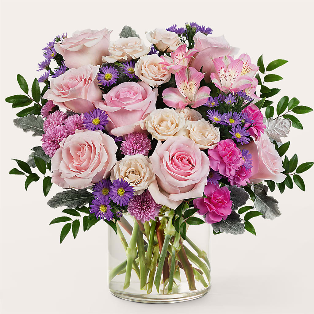 Light as a Feather Bouquet – Rainbow Flower Shop, Huron SD