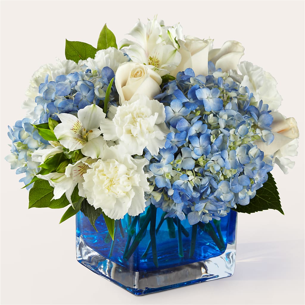 Soothing Waters Bouquet – Rainbow Flower Shop, Huron SD