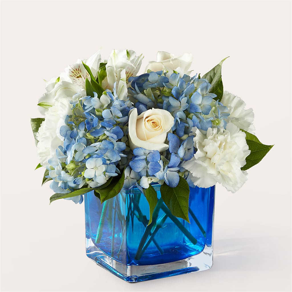 Soothing Waters Bouquet – Rainbow Flower Shop, Huron SD