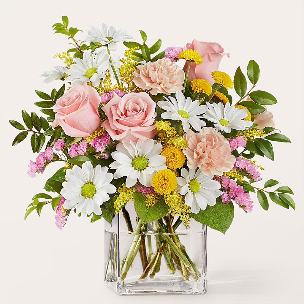 Country Cottage Bouquet – Rainbow Flower Shop, Huron SD