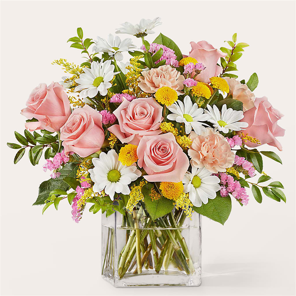 Country Cottage Bouquet – Rainbow Flower Shop, Huron SD