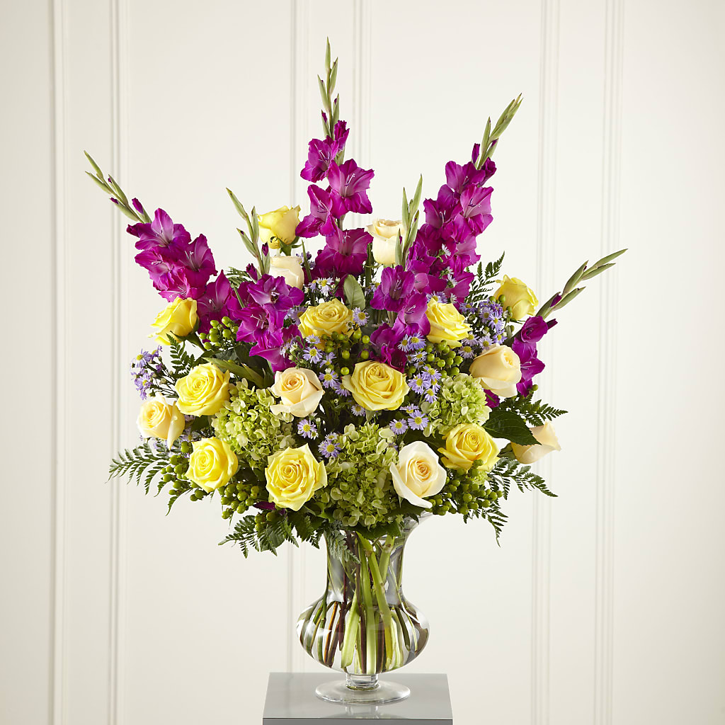 Loveliness Arrangement – Rainbow Flower Shop, Huron SD