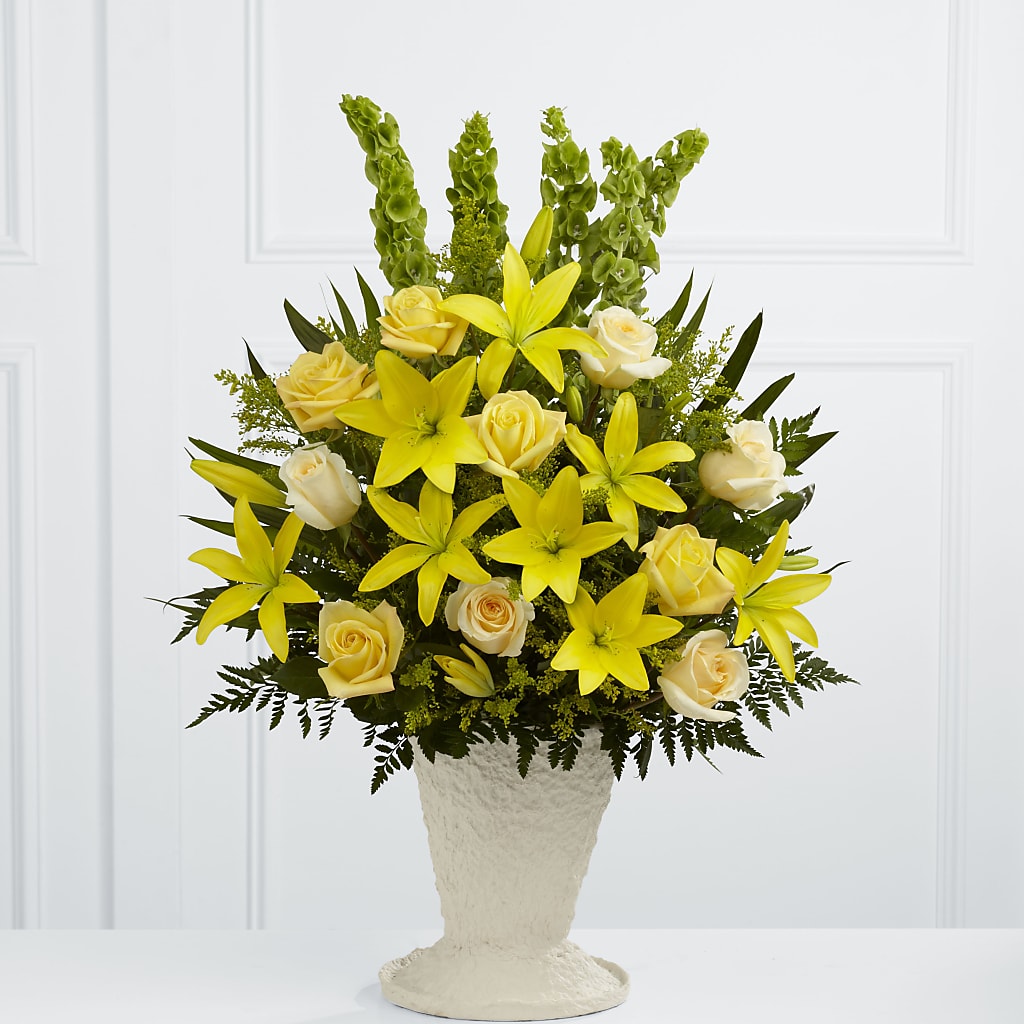 Golden Memories Arrangement – Rainbow Flower Shop, Huron SD