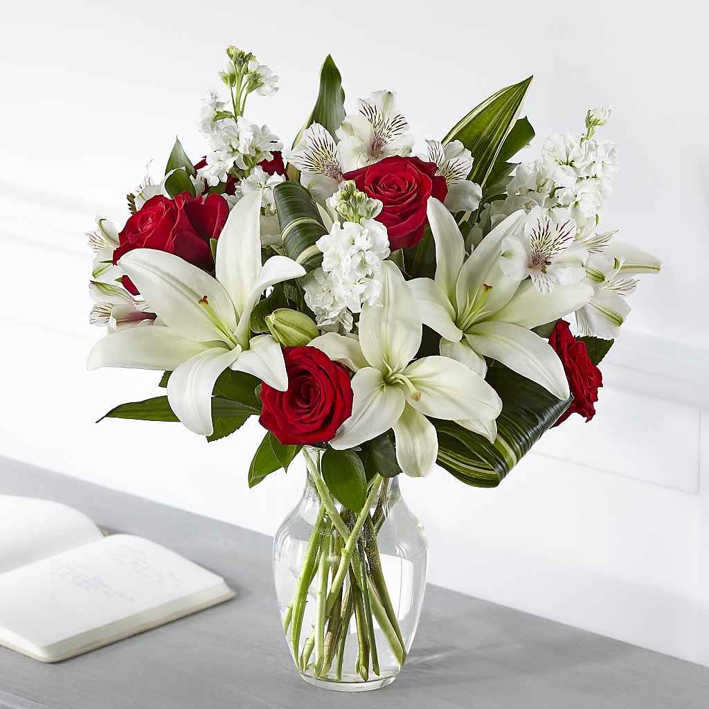 Loving Respect Bouquet – Rainbow Flower Shop, Huron SD