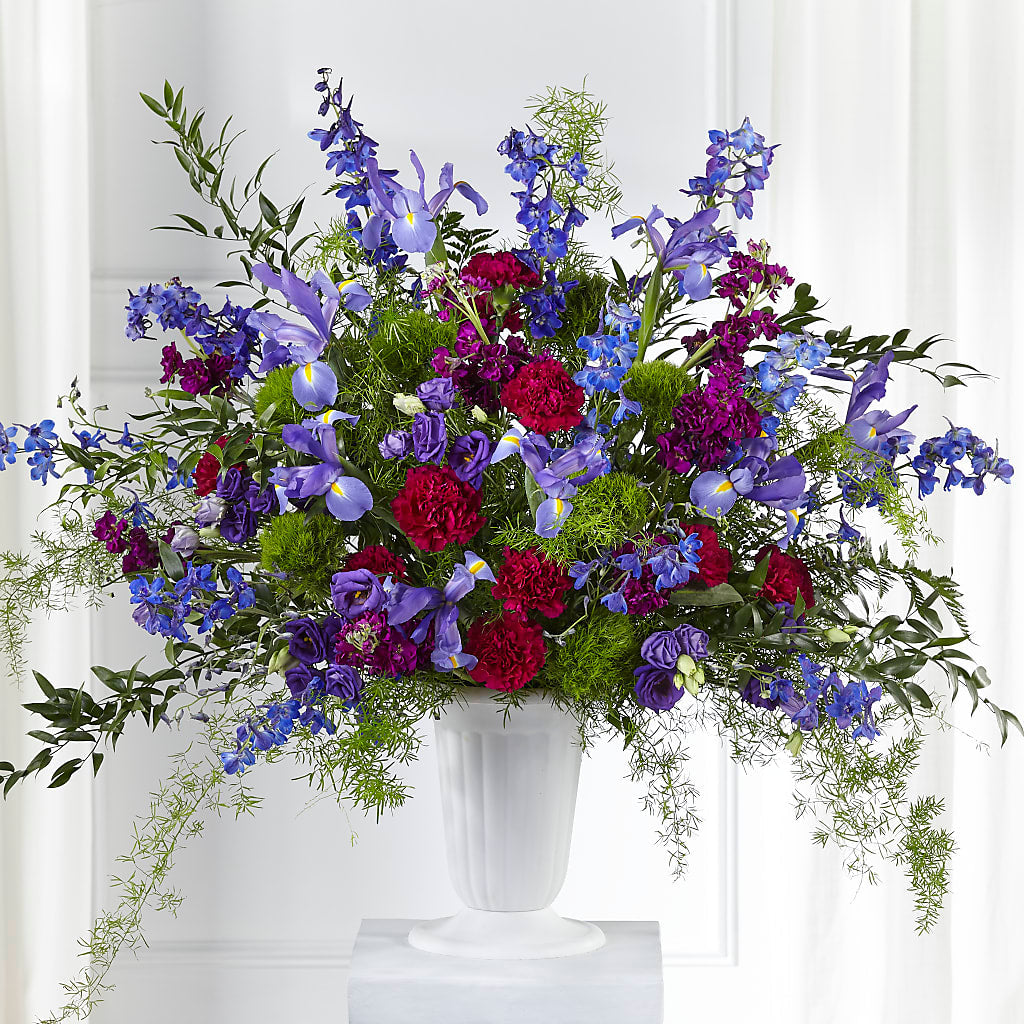Memorial of Life Arrangement – Rainbow Flower Shop, Huron SD