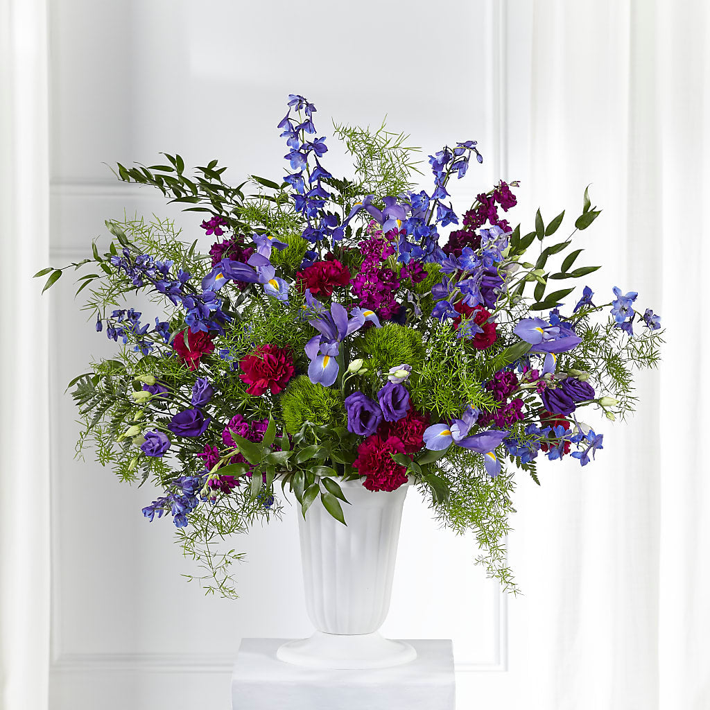 Memorial of Life Arrangement – Rainbow Flower Shop, Huron SD