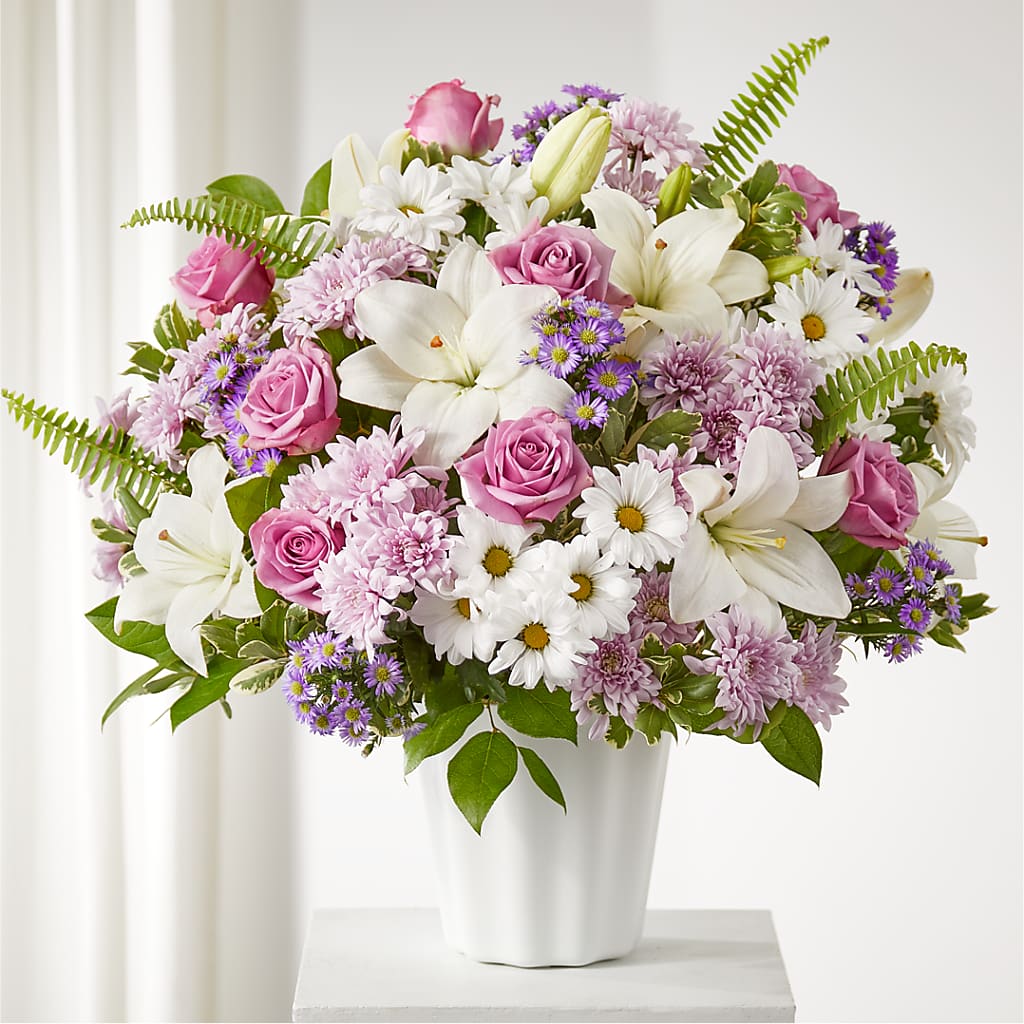 Warmest Thoughts Tabletop Basket – Rainbow Flower Shop, Huron SD
