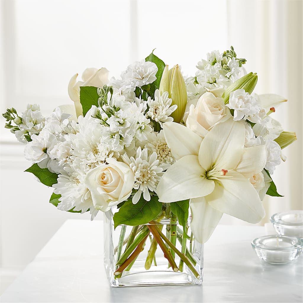 Gentle Breeze Bouquet – Rainbow Flower Shop, Huron SD