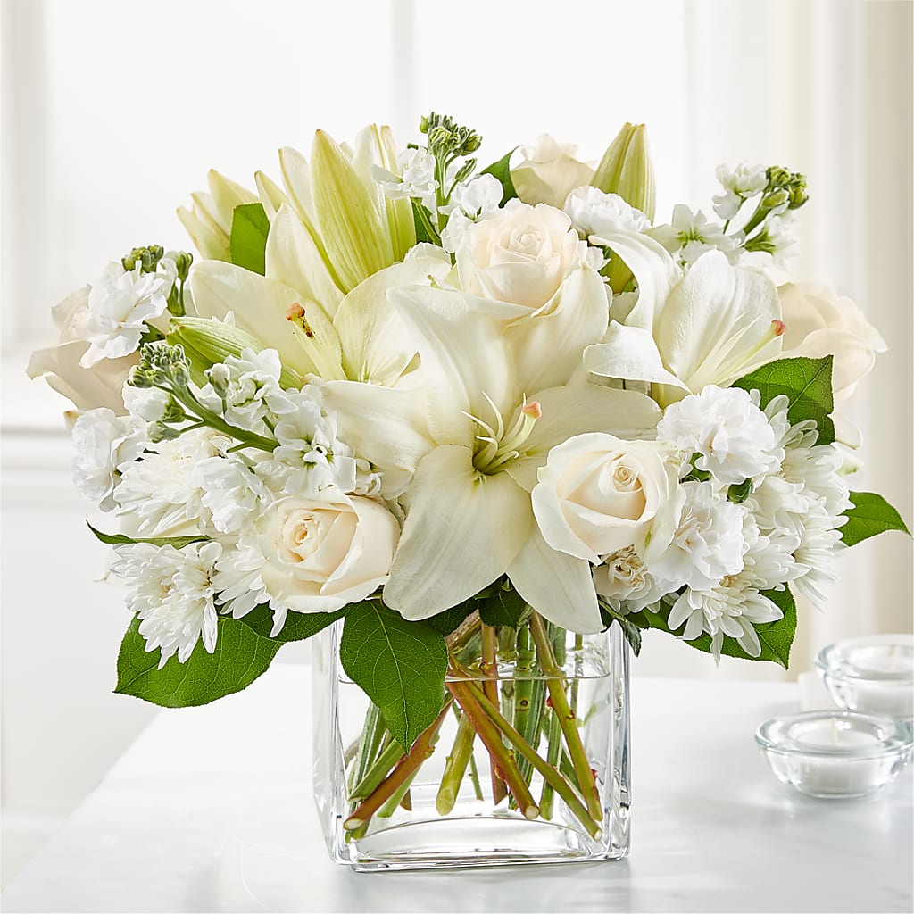 Gentle Breeze Bouquet – Rainbow Flower Shop, Huron SD
