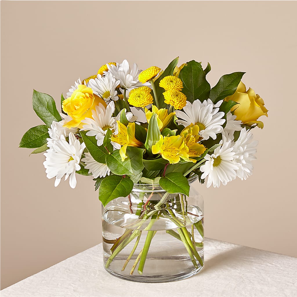 Sunny Sentiments Bouquet – Rainbow Flower Shop, Huron SD