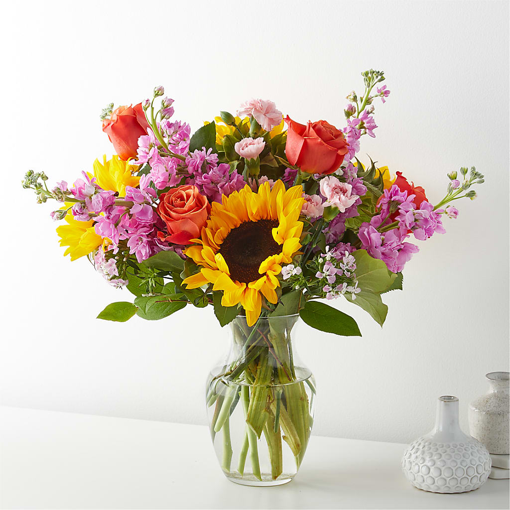 Yellow Brick Road Bouquet – Rainbow Flower Shop, Huron SD