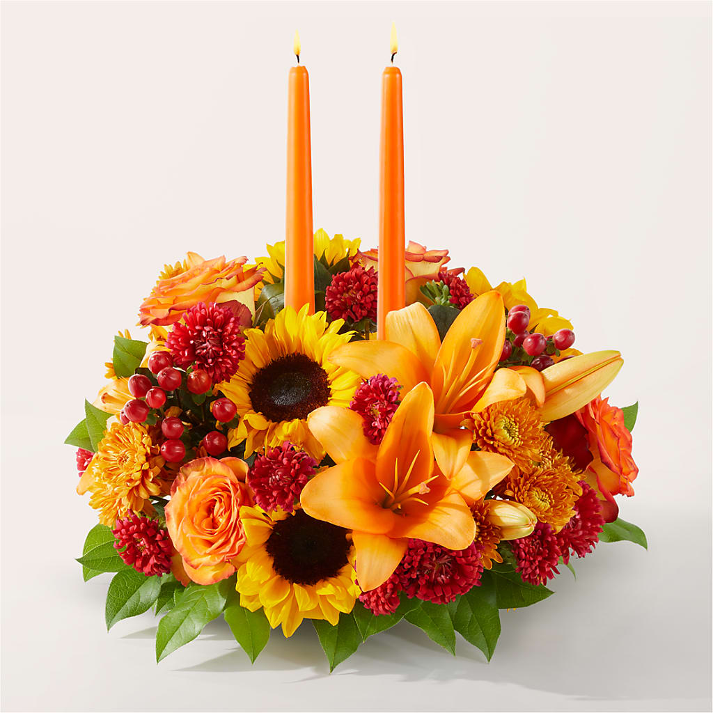 Grateful Centerpiece – Rainbow Flower Shop, Huron SD
