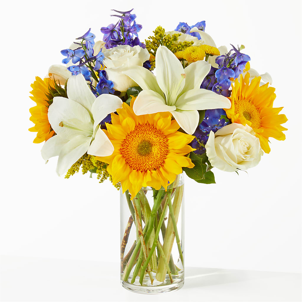 Stargazing Bouquet – Rainbow Flower Shop, Huron SD
