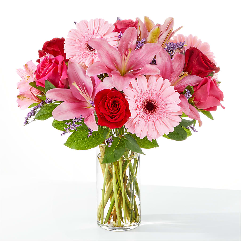 Lots of Love Bouquet – Rainbow Flower Shop, Huron SD