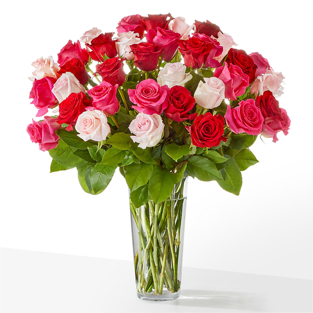 Charming Rose Bouquet – Rainbow Flower Shop, Huron SD