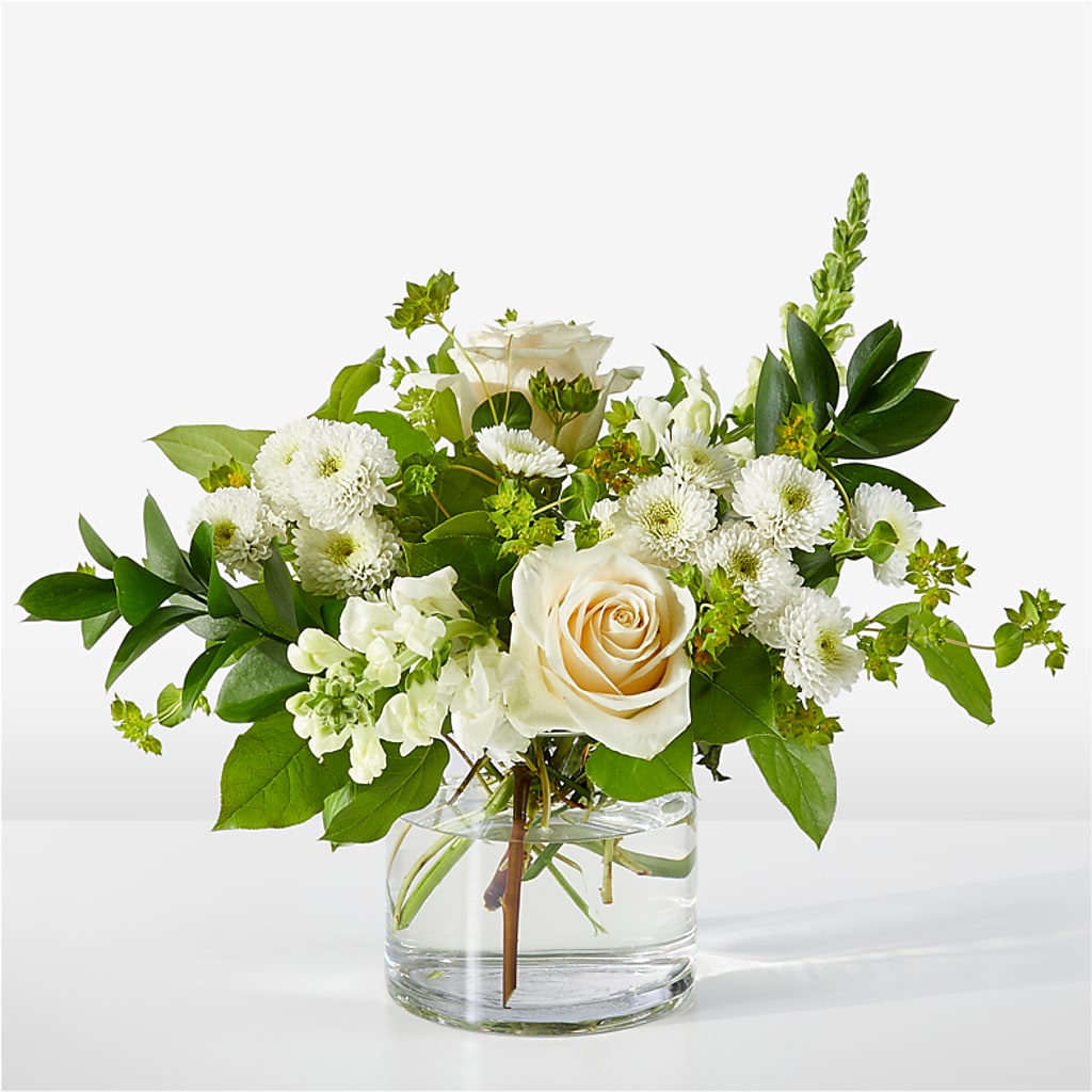 Hint of Vanilla Bouquet – Rainbow Flower Shop, Huron SD