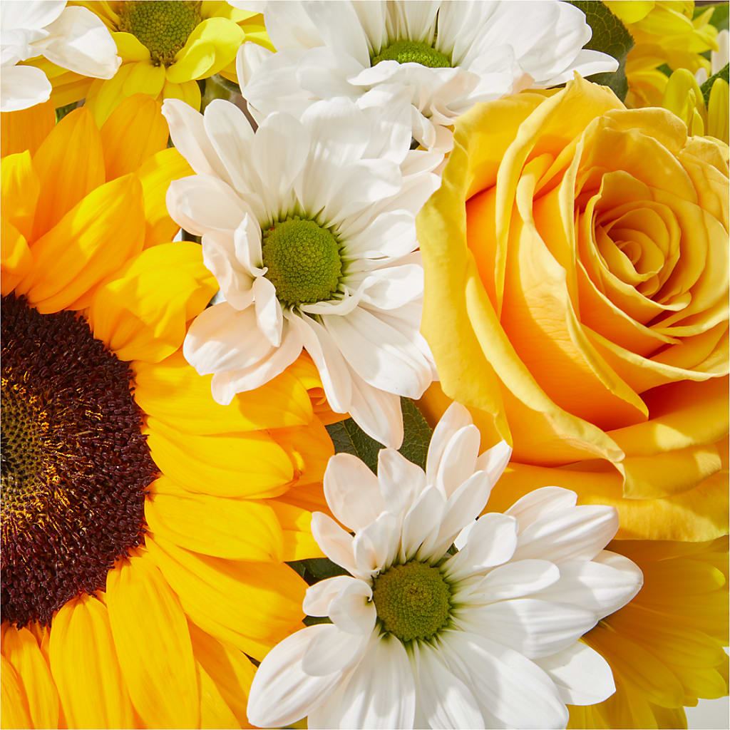 Be Happy Bouquet –  Rainbow Flower Shop, Huron SD
