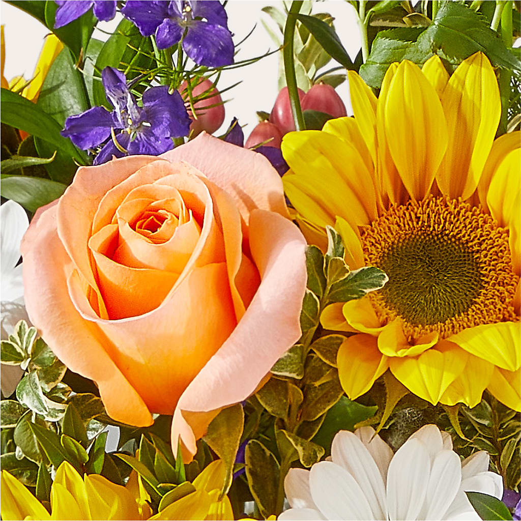 The Good Life Bouquet –  Rainbow Flower Shop, Huron SD