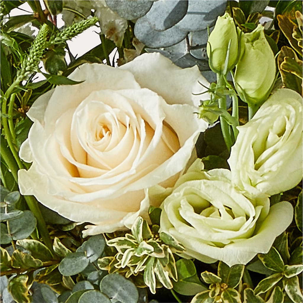 Cashmere Bouquet –  Rainbow Flower Shop, Huron SD