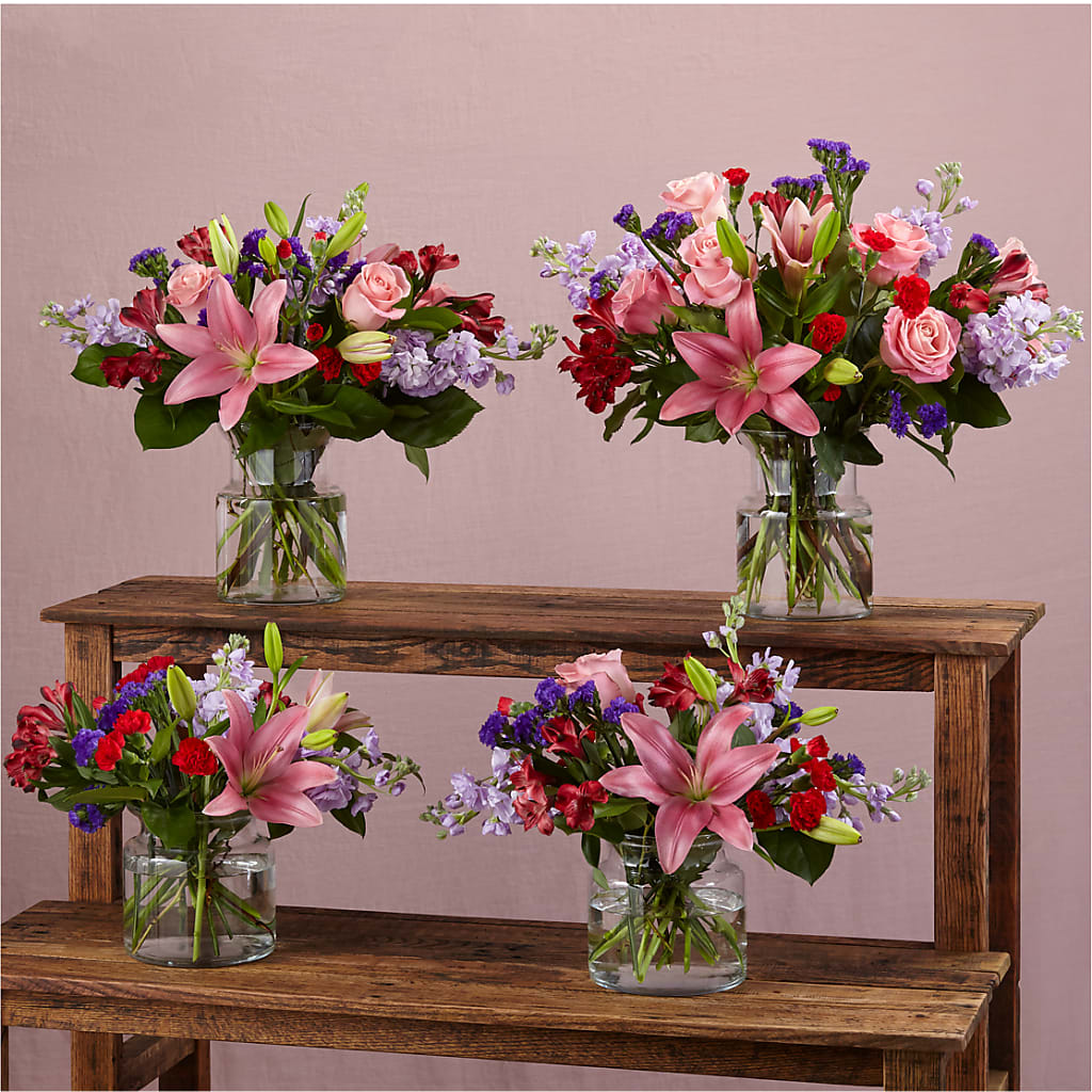 Romantique Bouquet –  Rainbow Flower Shop, Huron SD