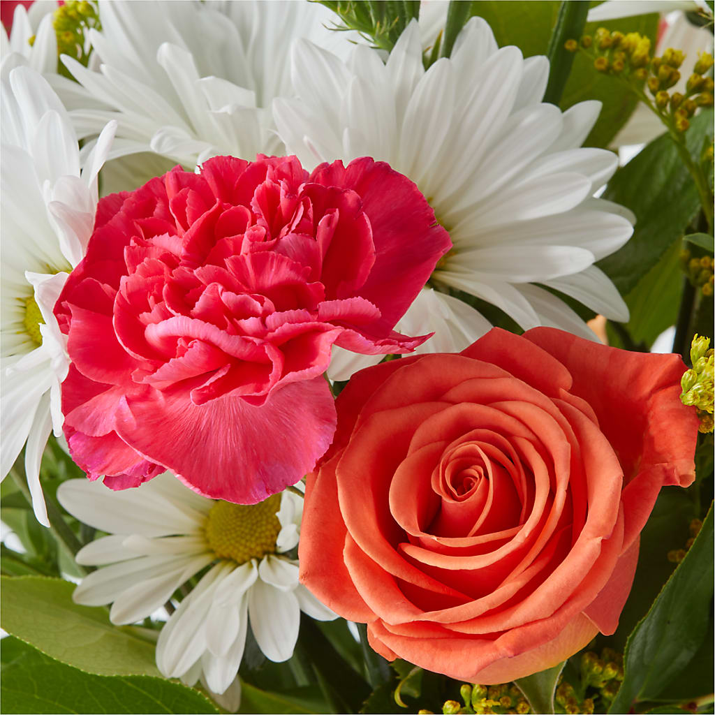Oopsie Daisy Bouquet –  Rainbow Flower Shop, Huron SD