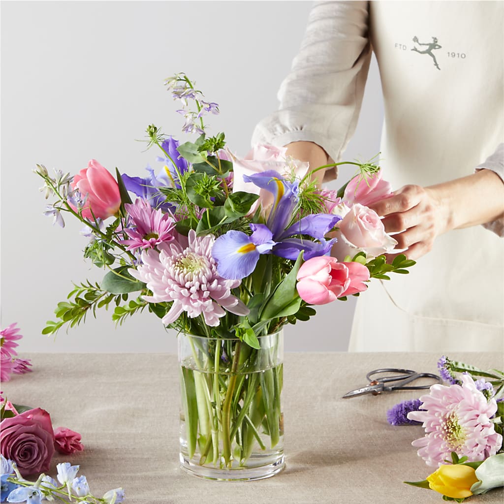 Pastel Tradition - A Florist Original –  Rainbow Flower Shop, Huron SD