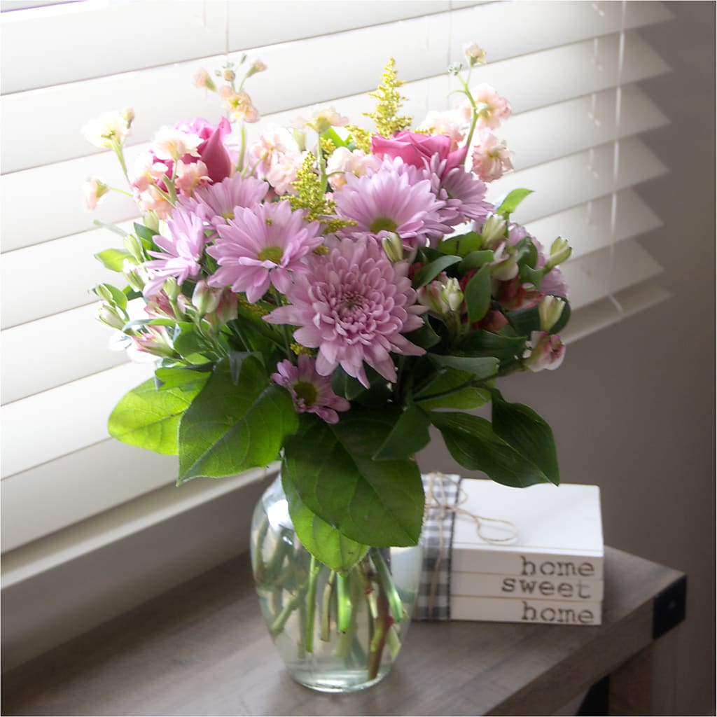 Pastel Tradition - A Florist Original –  Rainbow Flower Shop, Huron SD