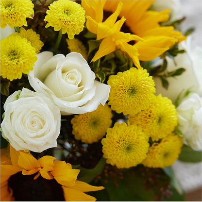 Luminous Morning Bouquet –  Rainbow Flower Shop, Huron SD