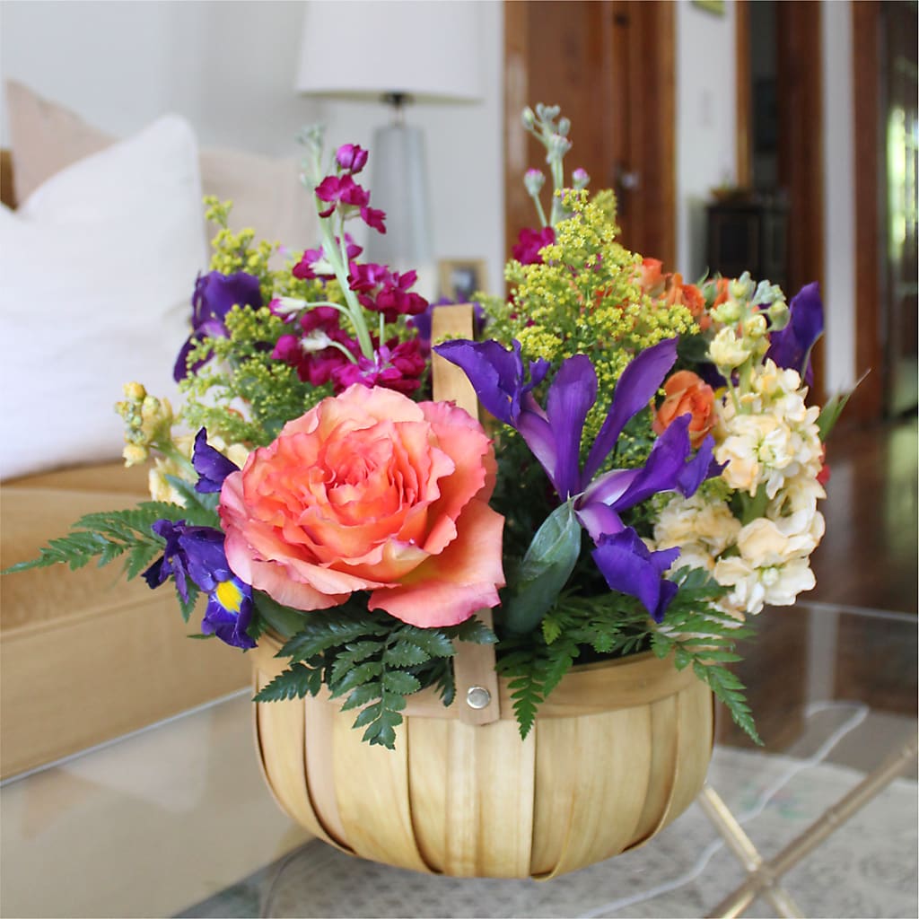 Garden of Life Basket –  Rainbow Flower Shop, Huron SD