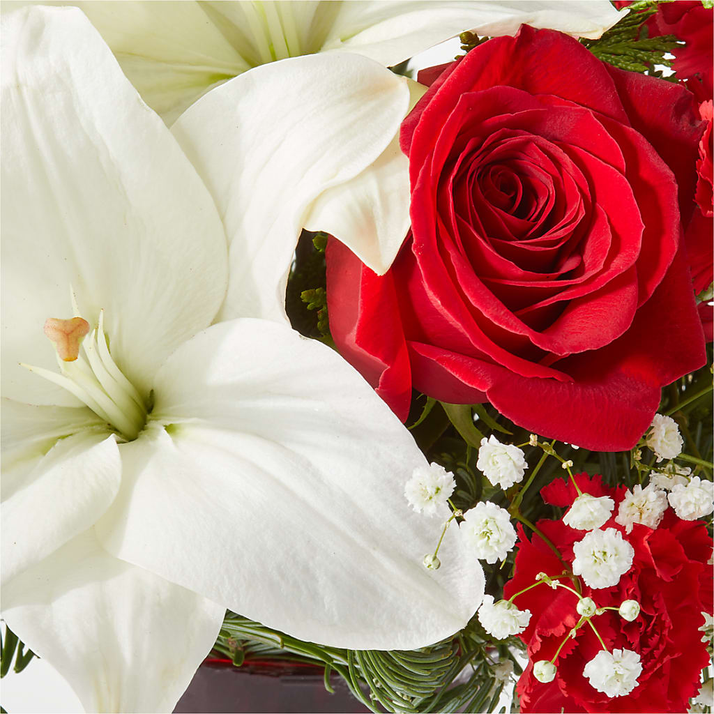 Holiday Season Bouquet –  Rainbow Flower Shop, Huron SD