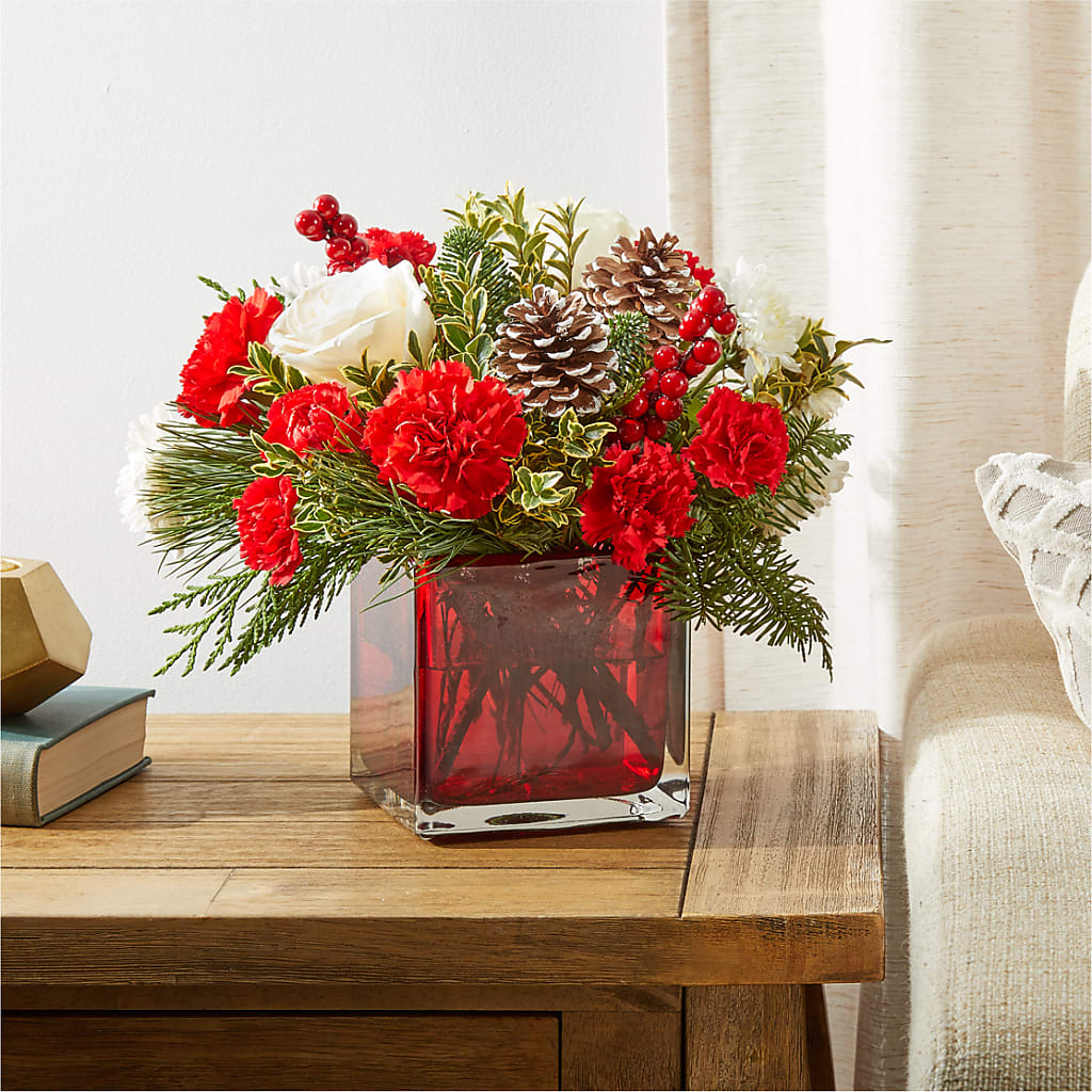 Christmas Market Bouquet –  Rainbow Flower Shop, Huron SD