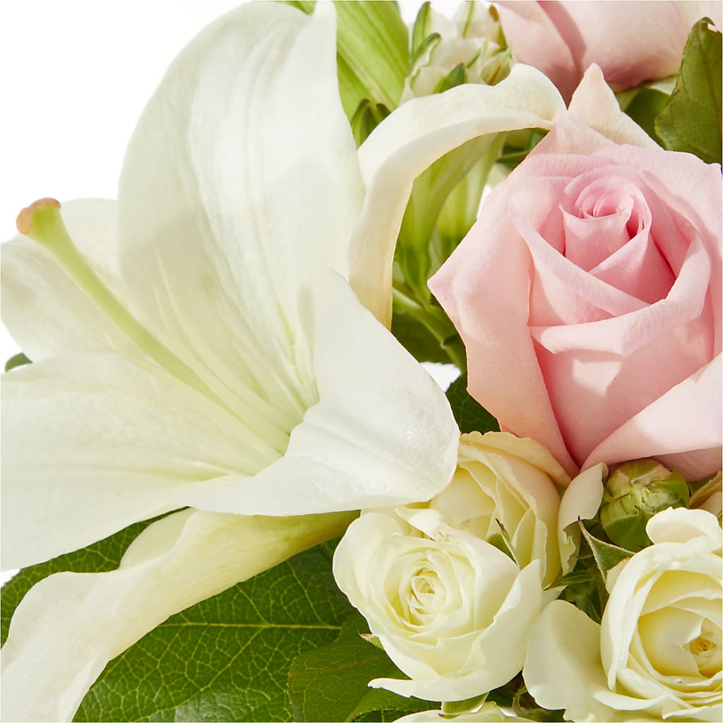Kindhearted Bouquet –  Rainbow Flower Shop, Huron SD