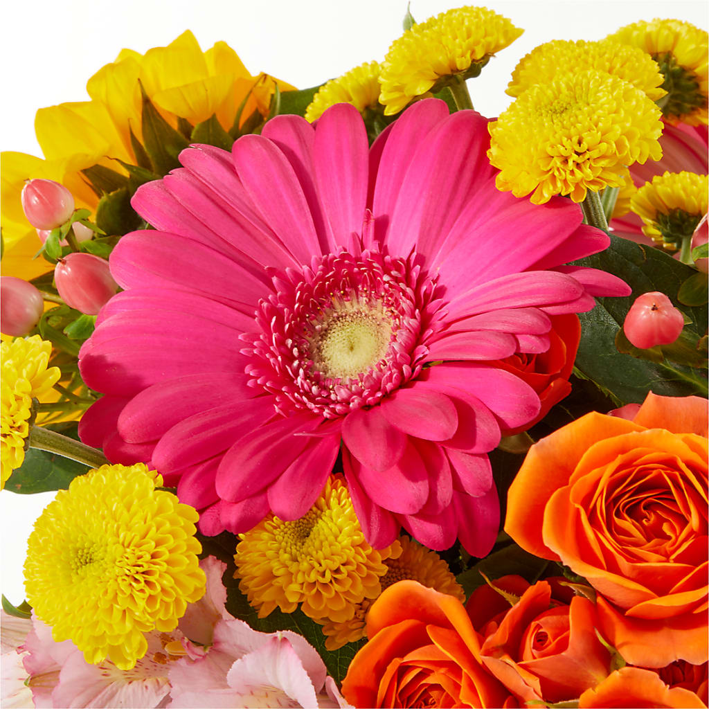 Beach Day Bouquet –  Rainbow Flower Shop, Huron SD