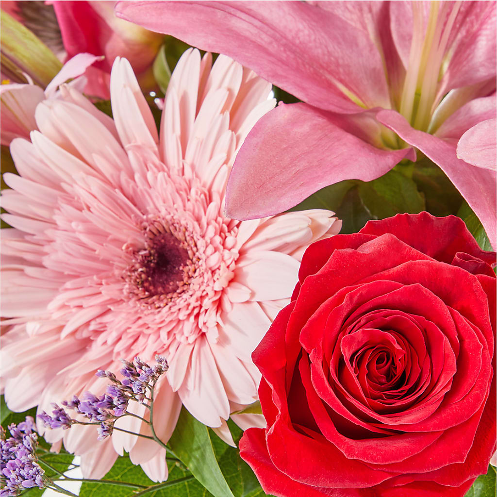 Lots of Love Bouquet –  Rainbow Flower Shop, Huron SD