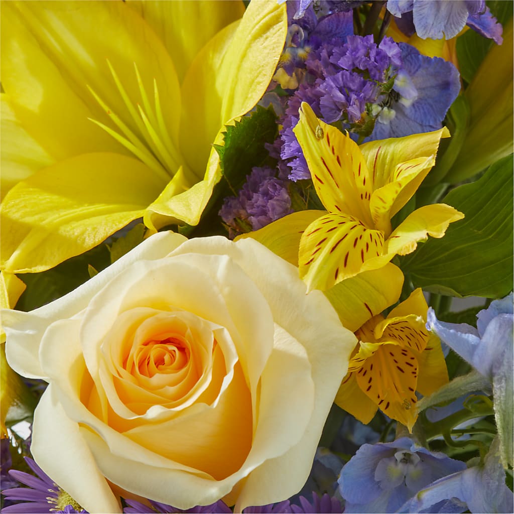 Limoncello Bouquet –  Rainbow Flower Shop, Huron SD
